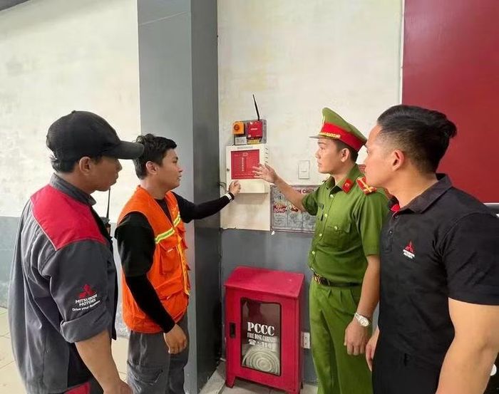Trong bối cảnh thủ tục được tinh giản, chủ đầu tư, người đứng đầu cơ sở vẫn phải thi công, nghiệm thu đúng hồ sơ thiết kế đã được thẩm định.