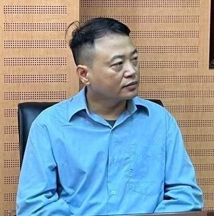Nguyễn Hòa Bình (tức "Shark" Bình).