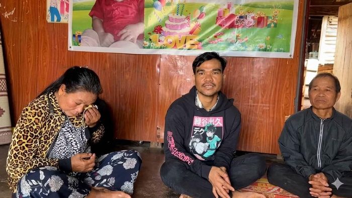 Người thân vui mừng khi gặp lại những người bị giam giữ bất hợp pháp tại Thái Lan.