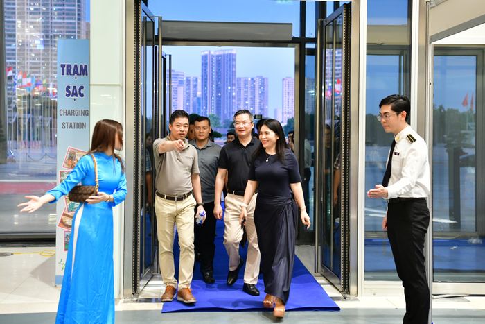 Công tác đón tiếp khách mời được tổ chức bám sát kịch bản chương trình. Ảnh: M. Thúy