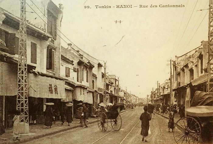 Phố Hàng Ngang vào đầu thế kỷ 20. (Ảnh: 36hn)