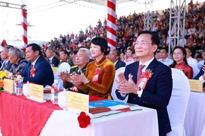 Lãnh đạo tỉnh Lâm Đồng tham dự lễ kỷ niệm. Ảnh: Văn Tuyến