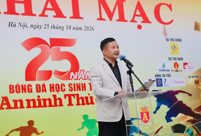 Nhà báo Chu Quốc Dũng - Trưởng Ban Biên tập An ninh Thủ đô, Trưởng Ban tổ chức giải phát biểu khai mạc. Ảnh: Thuần Thư