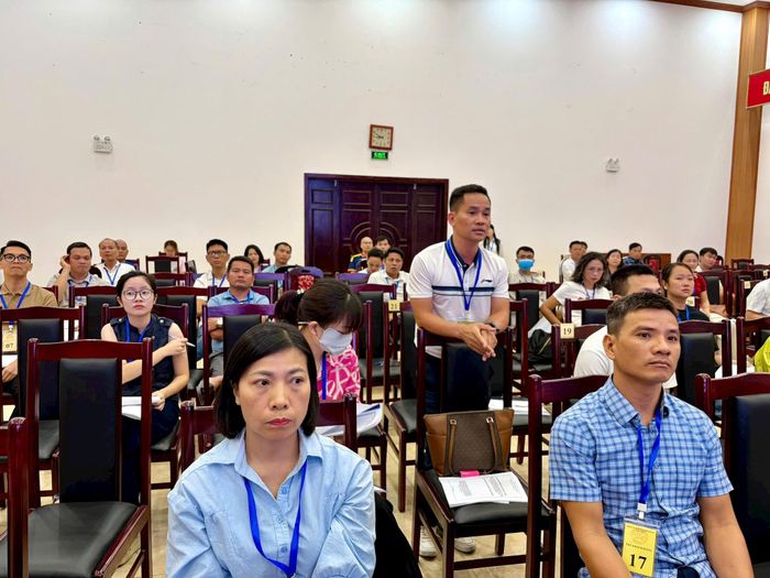 Có 57 người đủ điều kiện tham gia phiên đấu giá. Ảnh: Thanh Hà