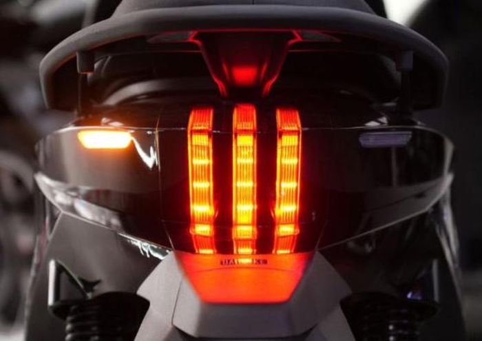 Quantum S1 còn có chức năng Cruise Control hỗ trợ duy trì tốc độ