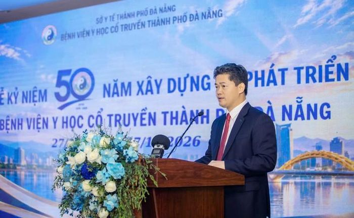 Ủy viên dự khuyết Trung ương Đảng, Thứ trưởng Thường trực Bộ Y tế, TS.BS Vũ Mạnh Hà phát biểu. Ảnh: BVCC