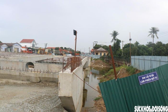 Ngày 28/2, Công ty CP Tập đoàn Thắng Lợi bị phạt 100 triệu đồng do vi phạm về bố trí nhân sự, huy động máy móc, thiết bị đến công trường. Ảnh: PV.