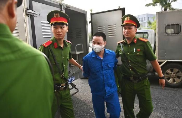 Bị cáo Lê Khắc Ngọ (tức Mr Hunter).