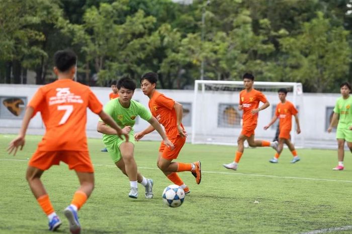 Với nhiều thế hệ học sinh, giải đấu không chỉ là một cuộc tranh tài bóng đá, mà còn là kỷ niệm thanh xuân không thể nào quên.