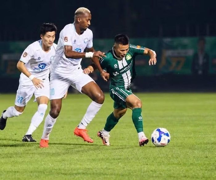 ...nhưng sau 5 vòng đấu đầu tiên, CLB Đồng Nai chưa ghi được bàn thắng nào, xếp 14/14 trên bảng xếp hạng (Ảnh: Đồng Nai FC)