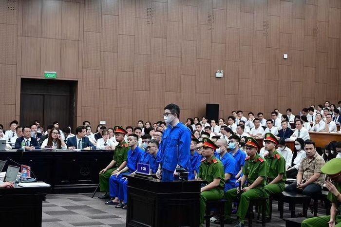 "Ông trùm" lừa đảo Mr Pips Phó Đức Nam trả lời HĐXX.