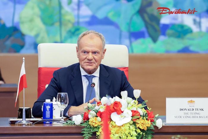 Thủ tướng Cộng hòa Ba Lan Donald Tusk phát biểu tại cuộc hội kiến. Ảnh: Quang Vinh
