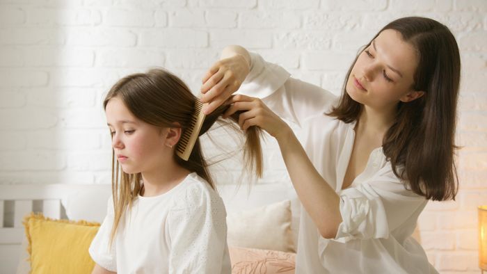 Cha mẹ cần nhìn lại cách mình phản ứng trước những tình huống. Ảnh: Pexels.