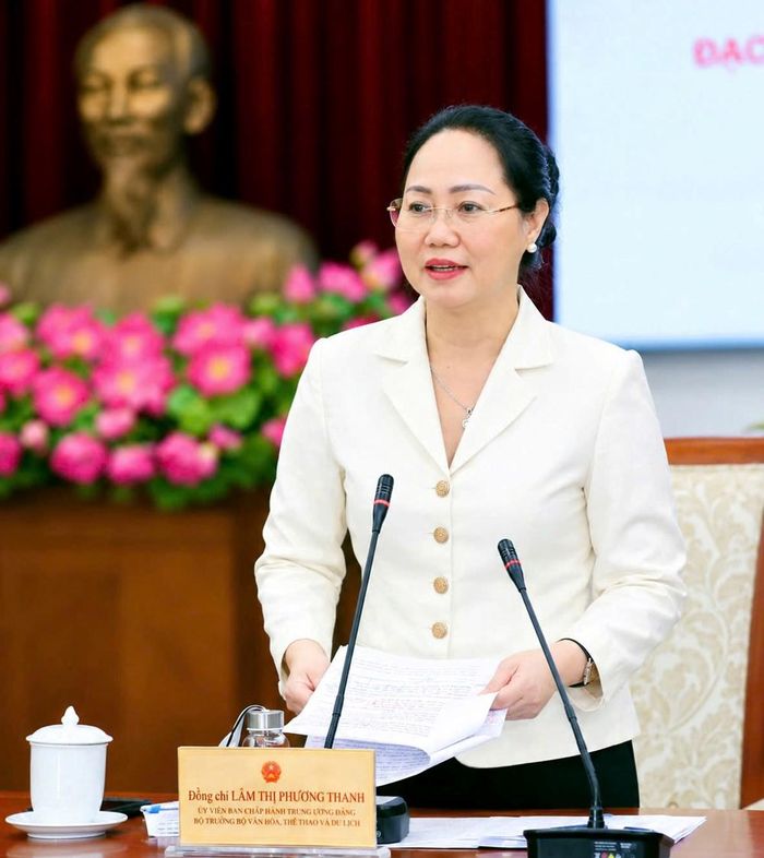 Uỷ viên BCH Trung ương Đảng, Bộ trưởng Bộ VHTTDL Lâm Thị Phương Thanh chủ trì Hội nghị