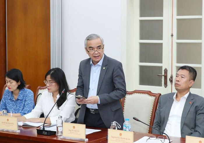 Các đại biểu góp ý tại Hội nghị