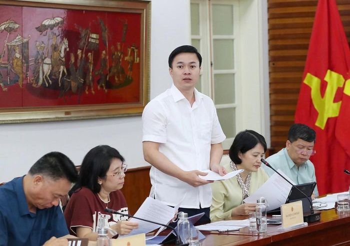 Đại diện Bộ Công an góp ý tại Hội nghị