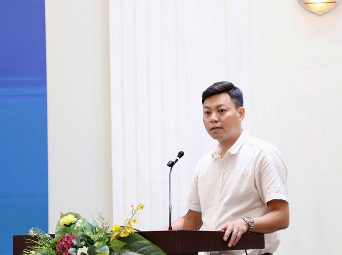 Ông Nguyễn Văn Hùng, Pháp chế viên Vụ Pháp chế (Bộ VHTTDL) chia sẻ về các quy định của pháp luật về phòng, chống tác hại của thuốc lá và trách nhiệm của người quản lý khách sạn trong xây dựng môi trường không thuốc lá
