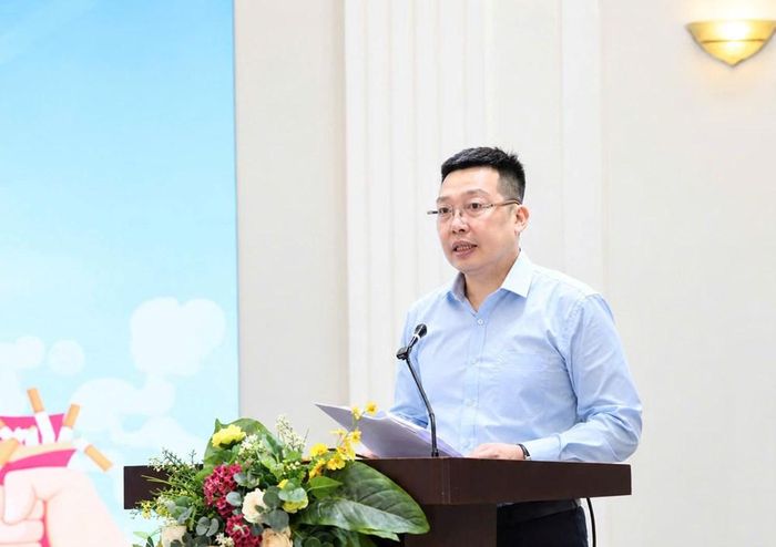 Tổng Biên tập Báo Văn Hóa Nguyễn Anh Vũ, Trưởng Ban tổ chức Chương trình Bảng xếp hạng “Khách sạn tiêu biểu không thuốc lá” lần thứ II năm 2026 phát biểu khai mạc Hội thảo