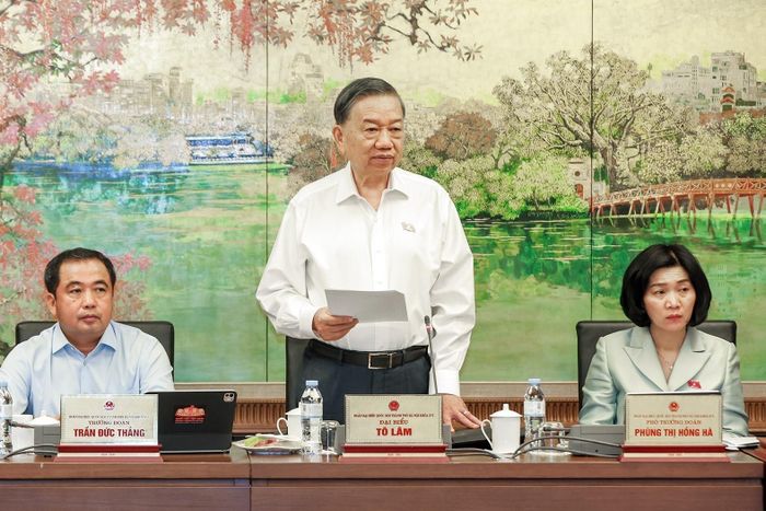 Tổng Bí thư, Chủ tịch nước Tô Lâm, đại biểu Quốc hội TP Hà Nội phát biểu. Ảnh: Doãn Tấn – TTXVN