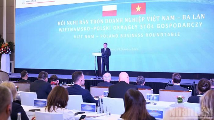 Quang cảnh Hội nghị bàn tròn doanh nghiệp Việt Nam-Ba Lan. (Ảnh: TRẦN HẢI)