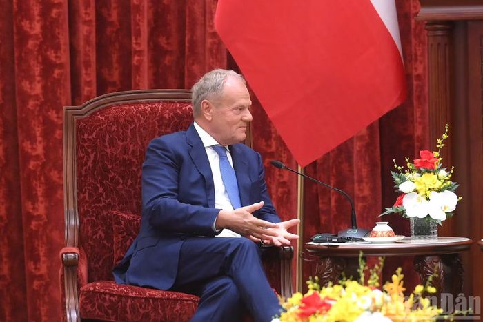 Thủ tướng Cộng hòa Ba Lan Donald Tusk phát biểu tại cuộc tiếp.