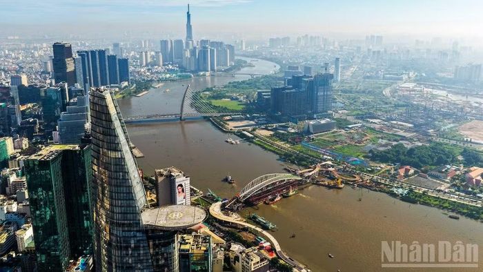 Một góc Thành phố Hồ Chí Minh năng động và phát triển. (Ảnh: THẾ ANH)