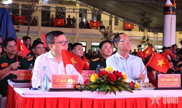  Thượng tướng Trần Quang Phương tham dự chương trình Tết Trung thu “Trăng sáng muôn nơi” 2026 tại Đà Nẵng (ngày 23-9-2026). 