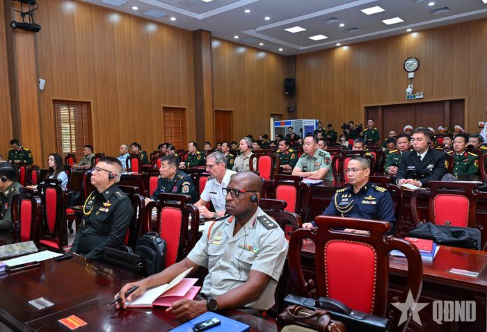 Các học viên tham gia khóa học. 