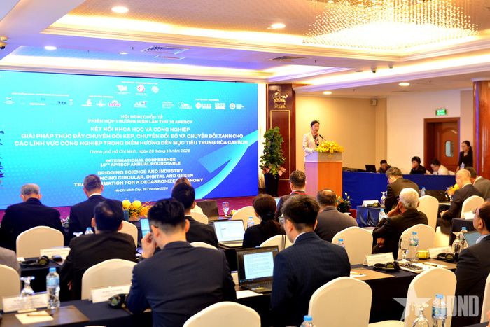 Quang cảnh hội nghị.