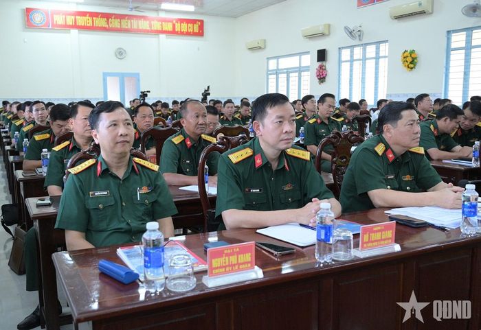 Các đại biểu tham dự hội nghị.  