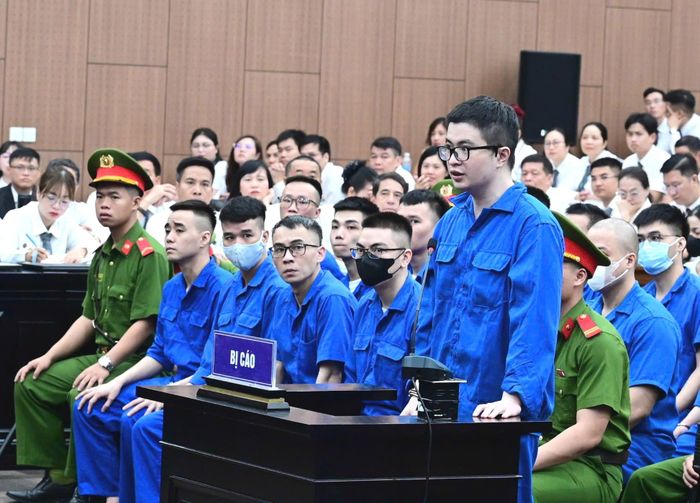  Bị cáo Phó Đức Nam tại phiên tòa. Ảnh: GIA KHÁNH 