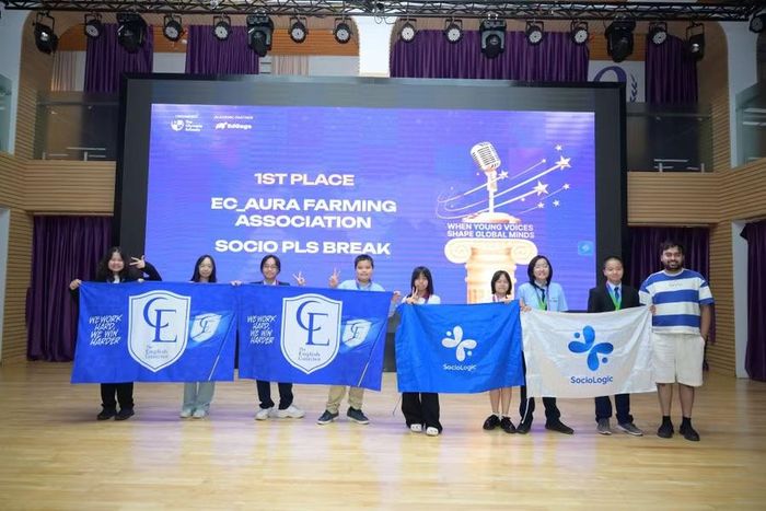 Trao giải Nhất tranh biện World Schools.