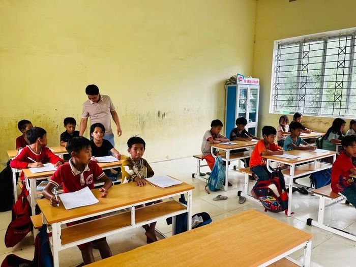 Ở nhiều bản vùng cao, bữa ăn của trẻ chưa đa dạng dẫn đến dinh dưỡng bị hạn chế.
