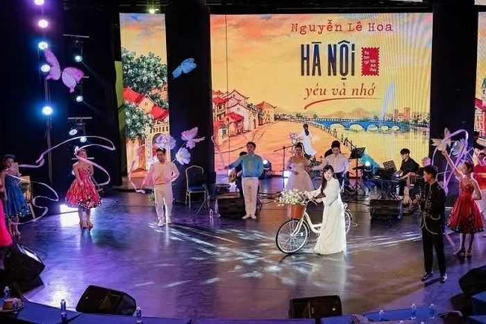Hình ảnh Hà Nội hiện lên qua cảnh sắc của chương trình. (Ảnh: NVCC)