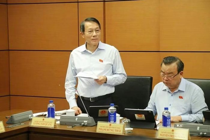 Đại tướng Lương Tam Quang, Bộ trưởng Bộ Công an, nhấn mạnh sửa đổi Luật PCCC lần này chủ yếu tập trung vào việc cắt giảm, đơn giản hóa thủ tục hành chính và điều kiện đầu tư kinh doanh. Ảnh: QH