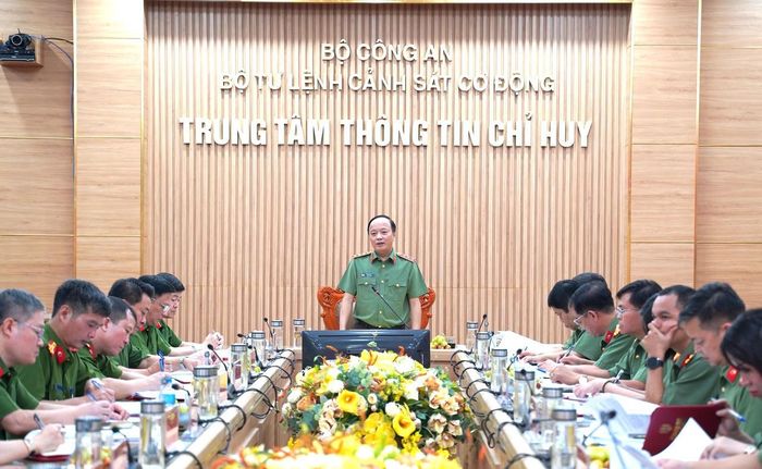 Thứ trưởng Bộ Công an Đặng Hồng Đức thăm và làm việc với Bộ Tư lệnh Cảnh sát cơ động ngày 1/10/2026. (Ảnh: Bocongan.gov.vn) 