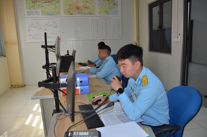 Lực lượng dẫn đường thực hiện nhiệm vụ tại Hội thao.