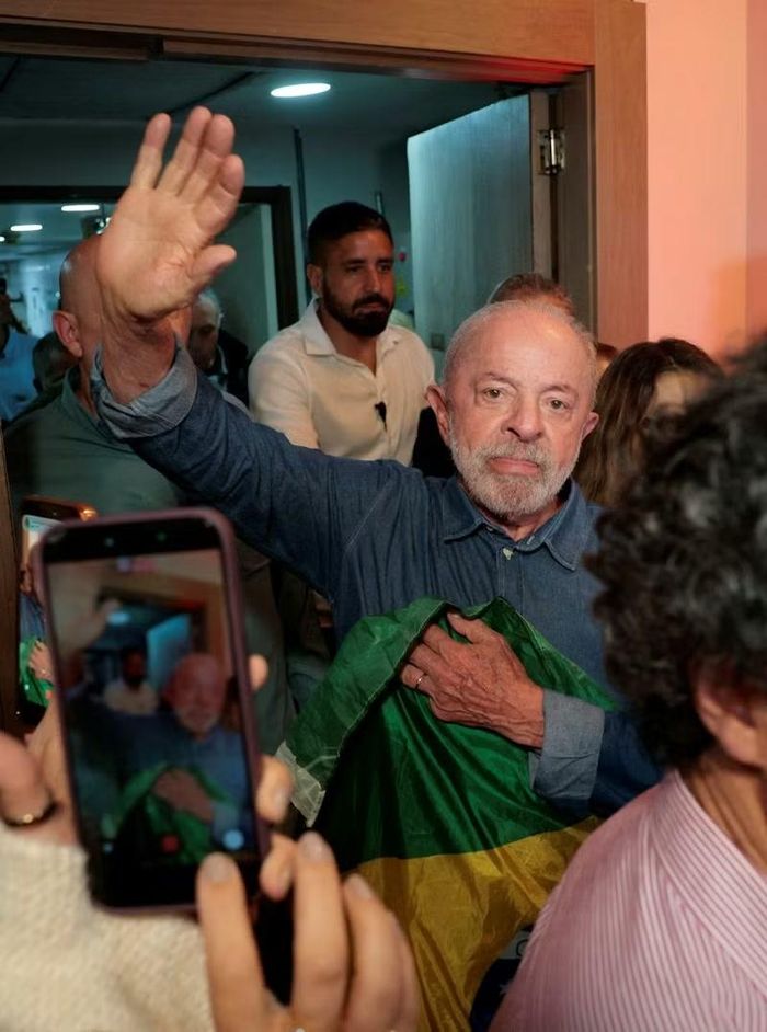  Ông Luiz Inacio Lula da Silva sau khi được tuyên bố giành chiến thắng trong cuộc bỏ phiếu vòng hai. (Ảnh: Reuters) 