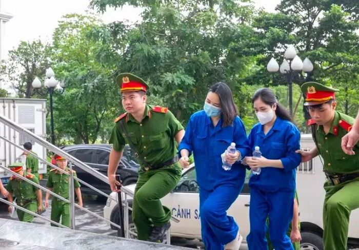 Nhóm đồng phạm của Mr Pips và Mr Hunter.