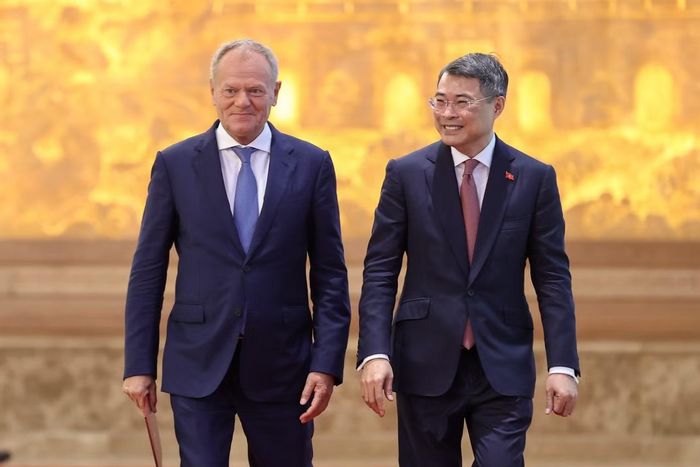 Thủ tướng Lê Minh Hưng và Thủ tướng Ba Lan Donald Tusk sau hội đàm. (Ảnh: Minh Châu)