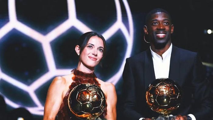 Aitana Bonmati và Ousmane Dembele, chủ nhân của Quả bóng Vàng nữ và nam năm 2025. 