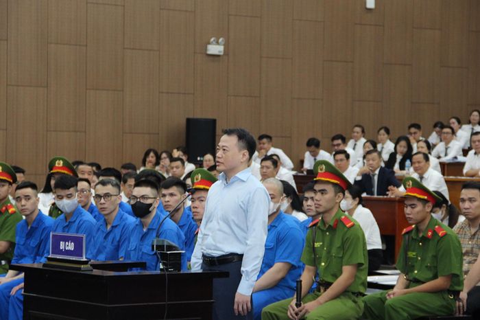 Bị cáo Nguyễn Hòa Bình.