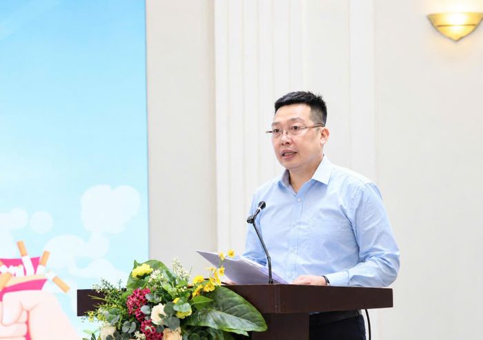 Ông Nguyễn Anh Vũ, Tổng Biên tập Báo Văn Hóa, Trưởng Ban Tổ chức, phát biểu khai mạc hội thảo.