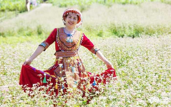  Nhà nước đặt con người và đời sống tinh thần vào trung tâm của mọi chính sách phát triển.