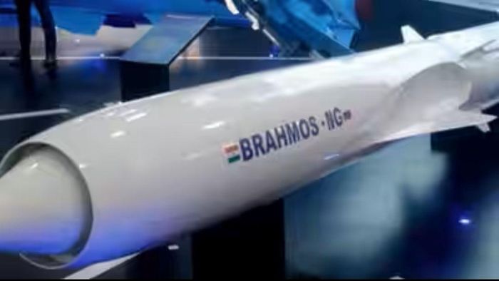 Ấn Độ, Nga hợp tác phát triển phiên bản tên lửa BrahMos nhỏ gọn, siêu vượt âm. Ảnh: timesofindia.indiatimes.com