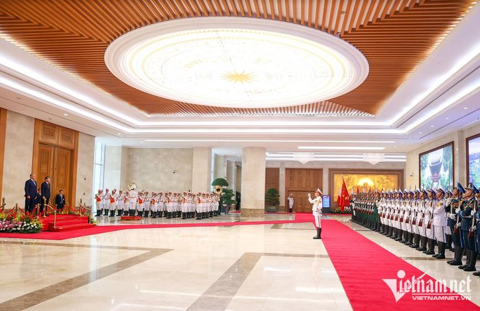 Lễ đón Thủ tướng Ba Lan thăm chính thức Việt Nam