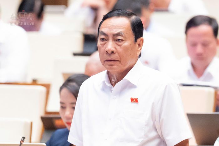 Đại biểu Phạm Văn Hòa. Ảnh: Media QH
