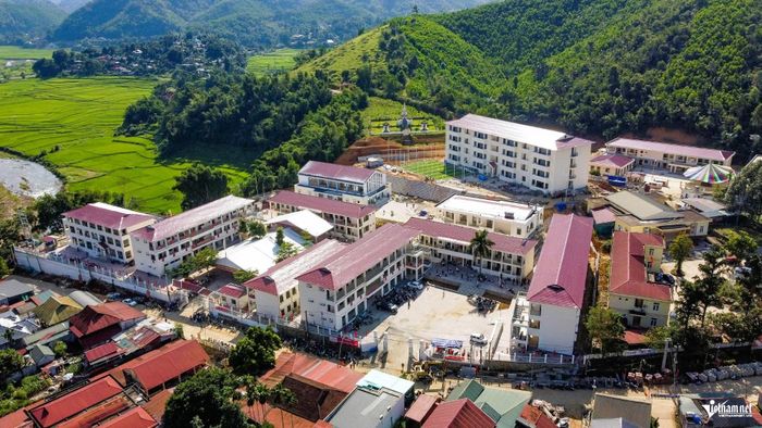 Toàn cảnh Trường Phổ thông nội trú TH&THCS Yên Khương (tỉnh Thanh Hóa) - một trong những trường được khởi công xây dựng vào cuối năm 2025 nhằm thực hiện chủ trương đầu tư xây dựng trường học cho các xã biên giới.