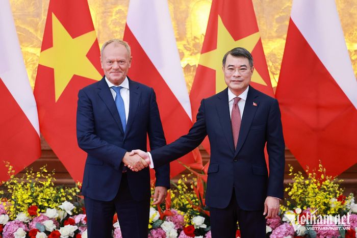 Thủ tướng Lê Minh Hưng và Thủ tướng Ba Lan Donald Tusk