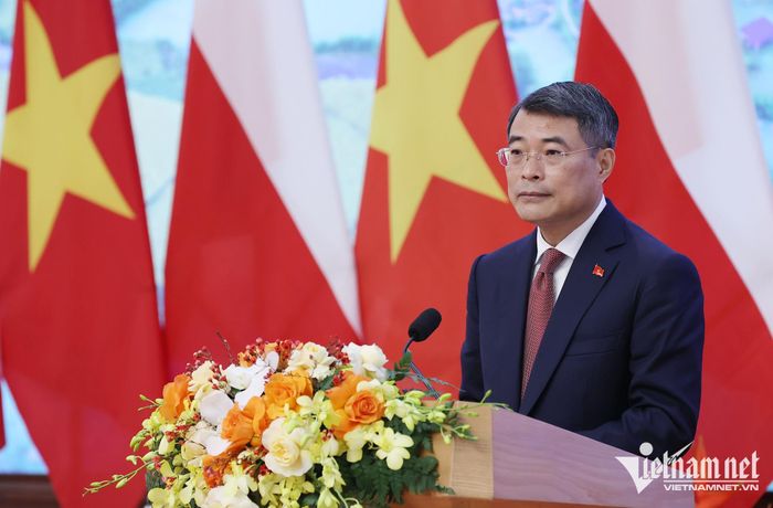 Thủ tướng Lê Minh Hưng: Quan hệ Đối tác Chiến lược Việt Nam - Ba Lan sẽ góp phần mang lại sự phồn vinh cho hai dân tộc